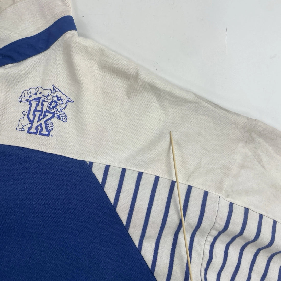 Vintage Kentucky Wildcats Collared Sweatshirt Size Large NCAA