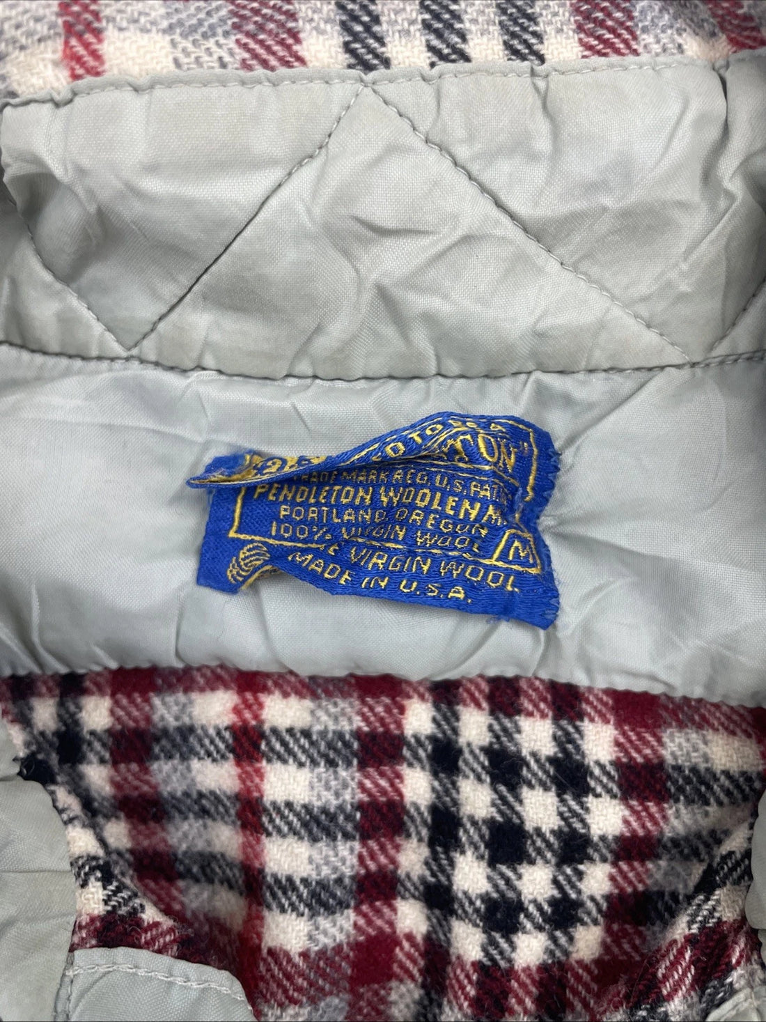 Vintage Pendleton Wool Lodge Button Up Shirt Size Medium Plaid