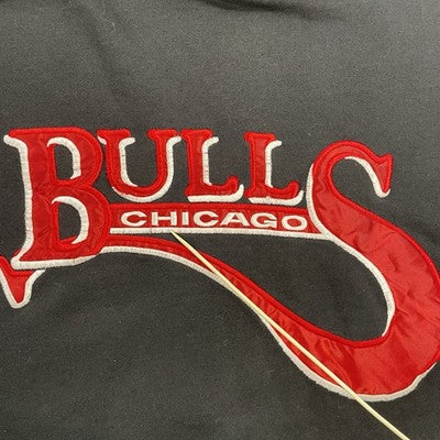Vintage Chicago Bulls Starter Sweatshirt Hoodie Size XL 90s NBA