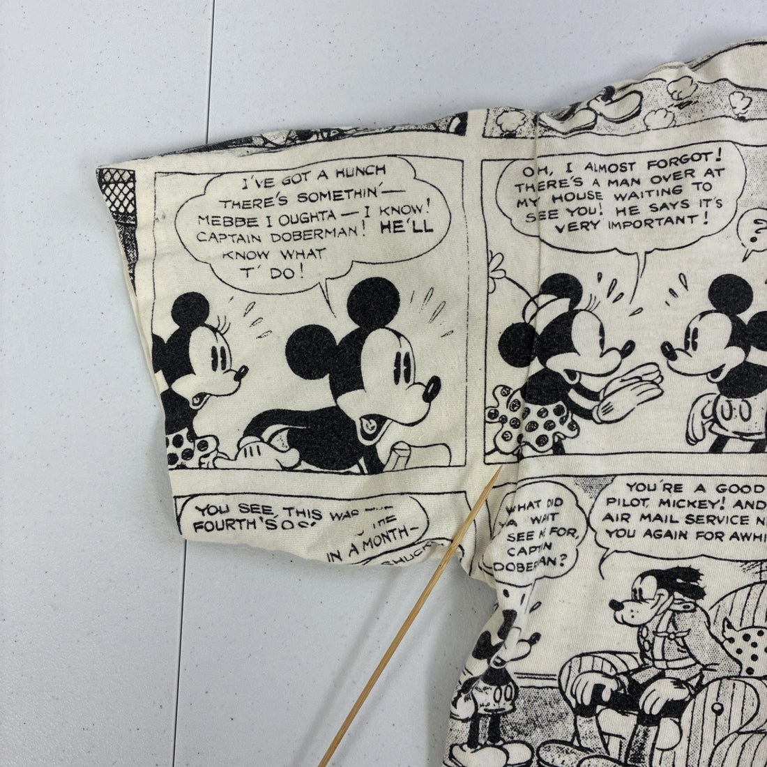 Vintage Mickey Mouse Comic Disney T-Shirt Size Large All Over Print 90s
