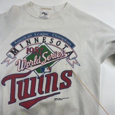 Vintage Minnesota Twins World Series Crewneck Sweatshirt Medium 1987 80s MLB