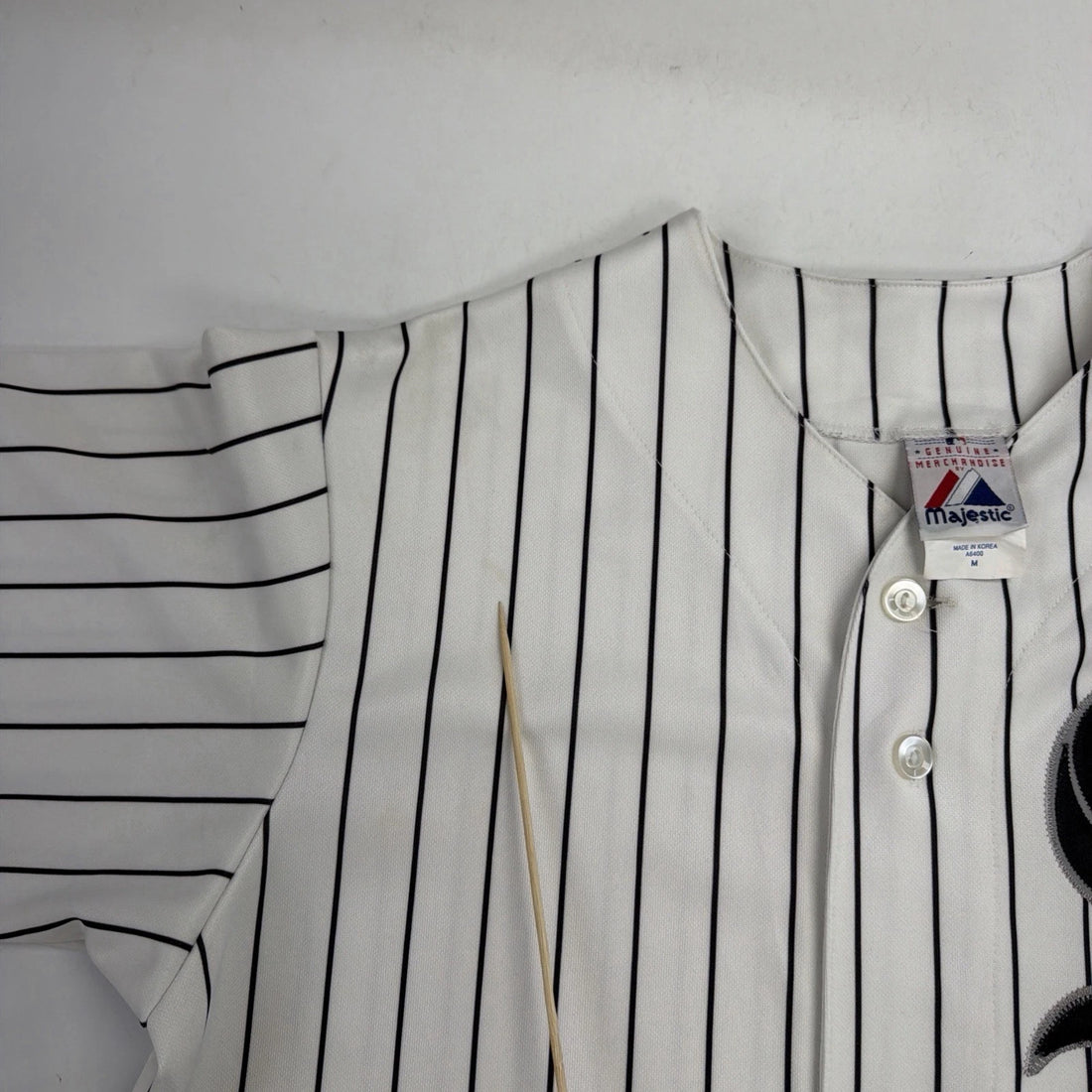 Chicago White Sox Majestic Baseball Jersey Size Medium Pinstripe MLB