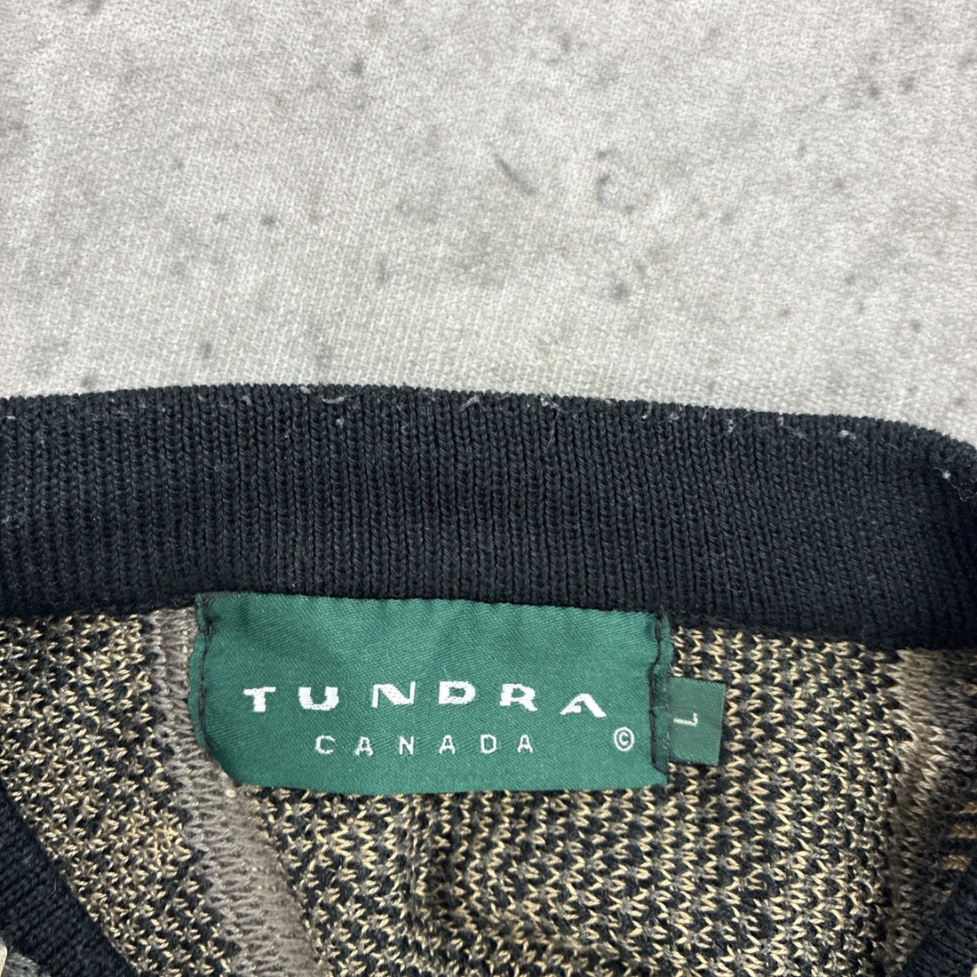 Vintage Tundra Canada 3D Knit Crewneck Sweater Size Large