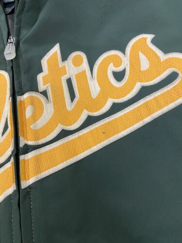 Oakland Athletics Majestic Dugout Jacket Size Medium Green MLB