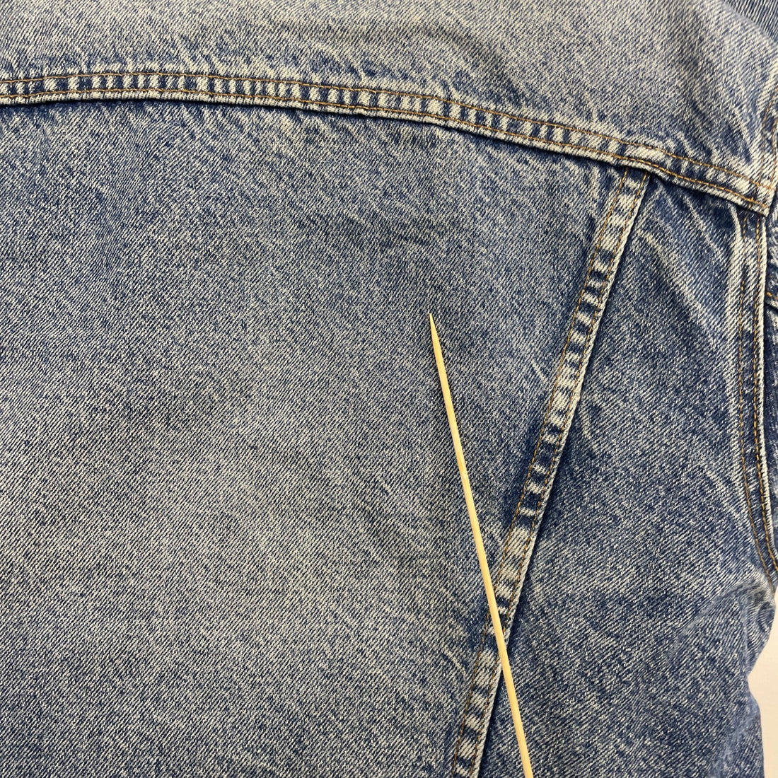 Vintage Levi's Denim Trucker Jacket Medium Buffalo Plaid Lined