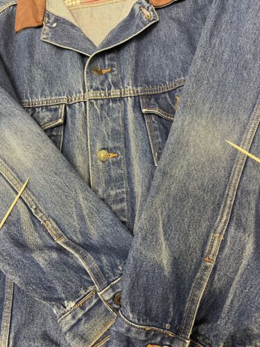 Vintage Marlboro Country Store Denim Jean Trucker Jacket Size XL Leather Trim