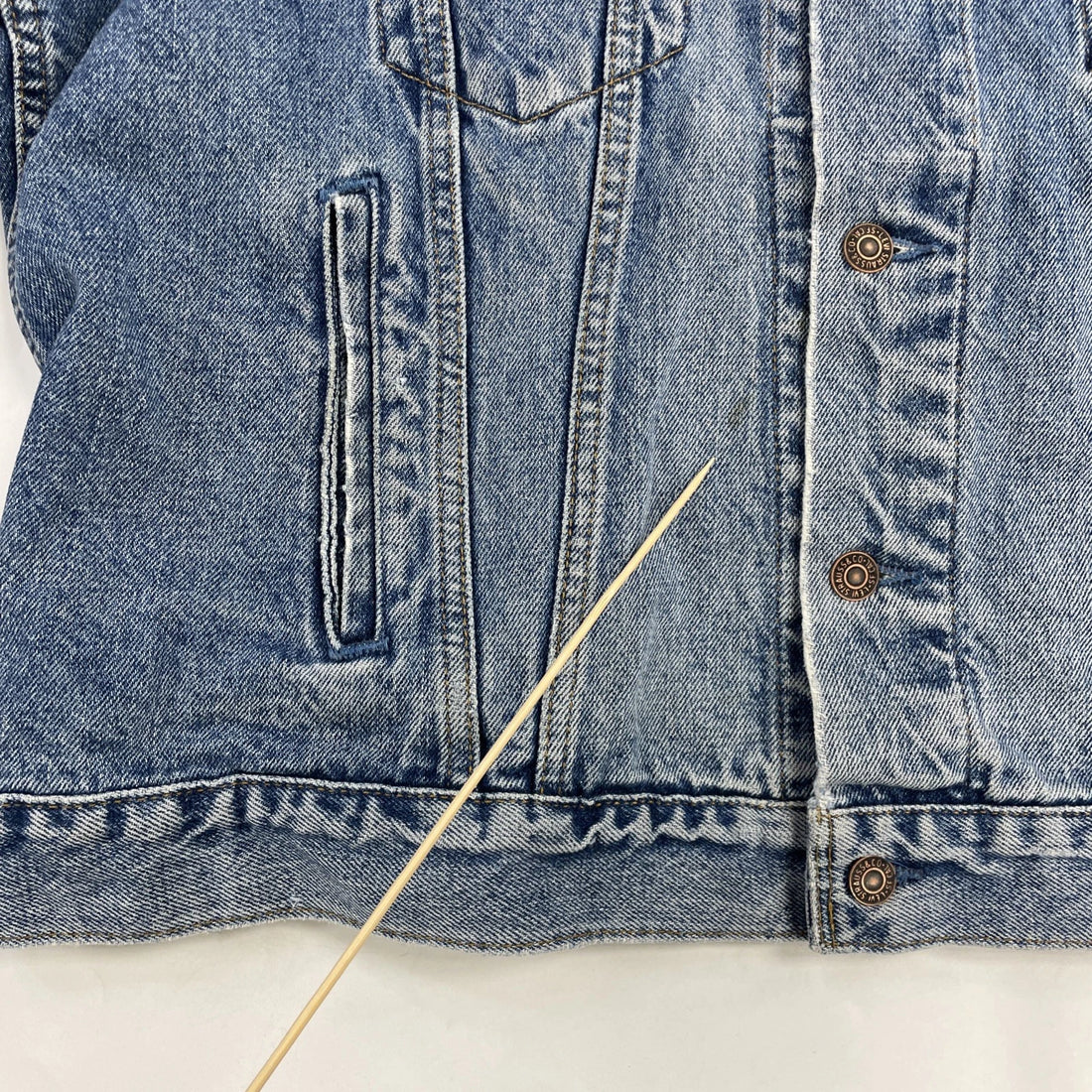 Levi's Denim Trucker Jacket Size 48 Blue