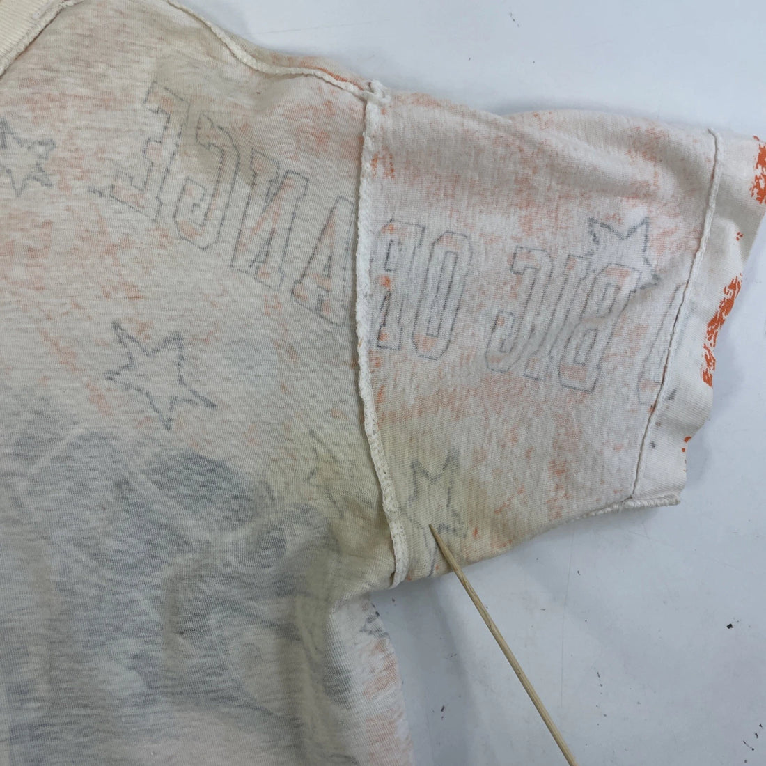 Vintage Tennessee Volunteers Football T-Shirt Size Large All Over Print 90s NCAA