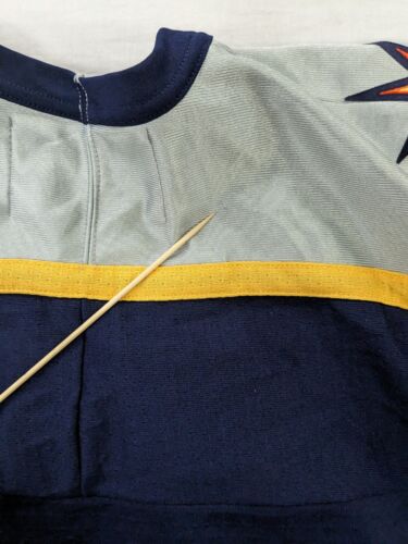 Vintage Nashville Predators Pro Player Hockey Jersey Size Large Blue 90s NHL
