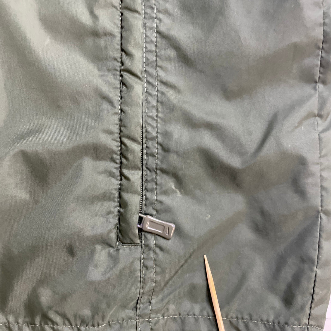 Vintage Nike Windbreaker Light Jacket Womens Size Medium Tonal Green