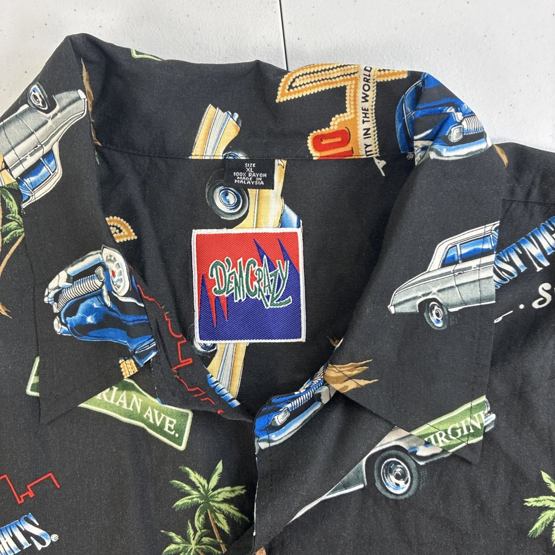 Hot August Nights Auto Cars Button Up Shirt Size XL All Over Print