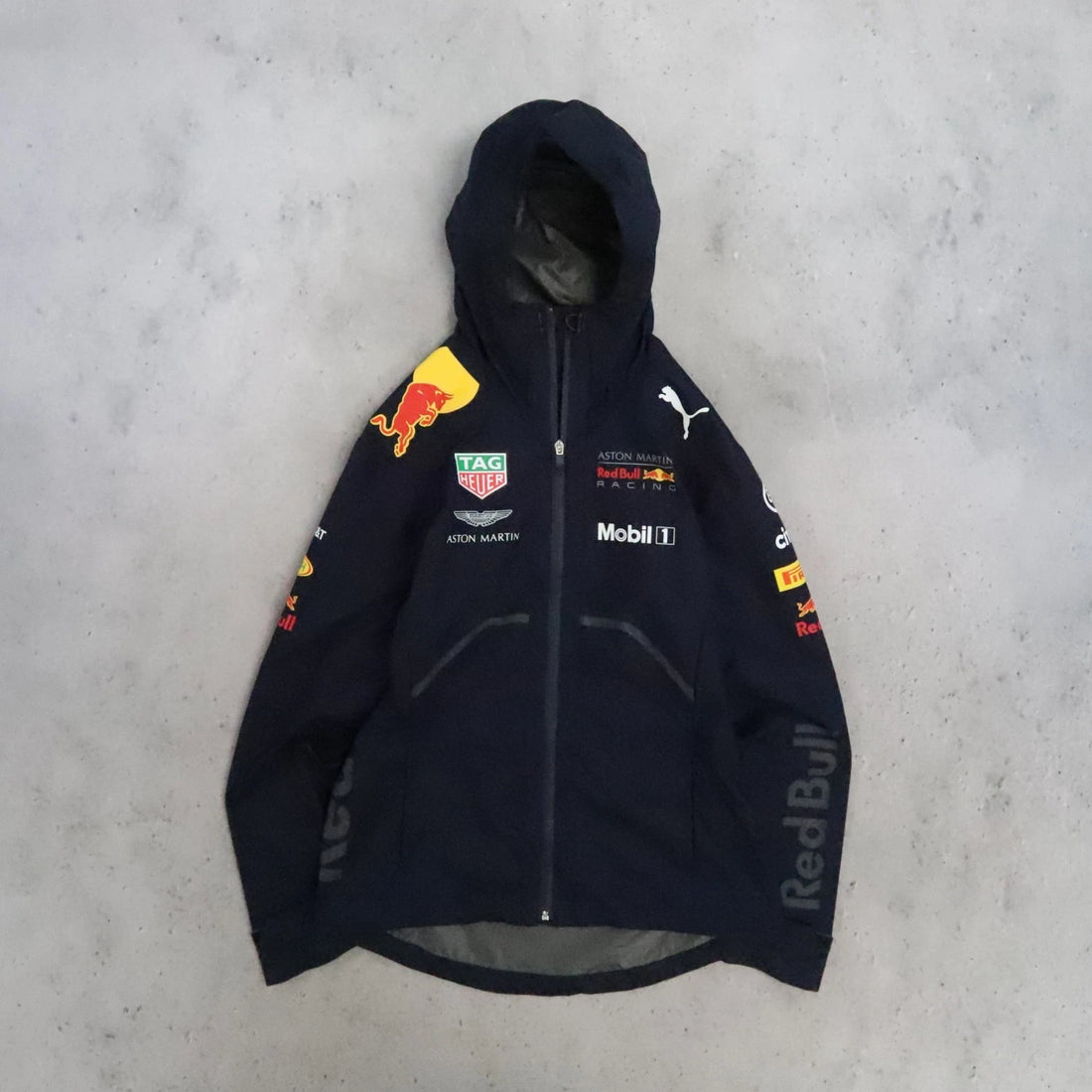 Red Bull Racing Puma Windbreaker Jacket Size Medium