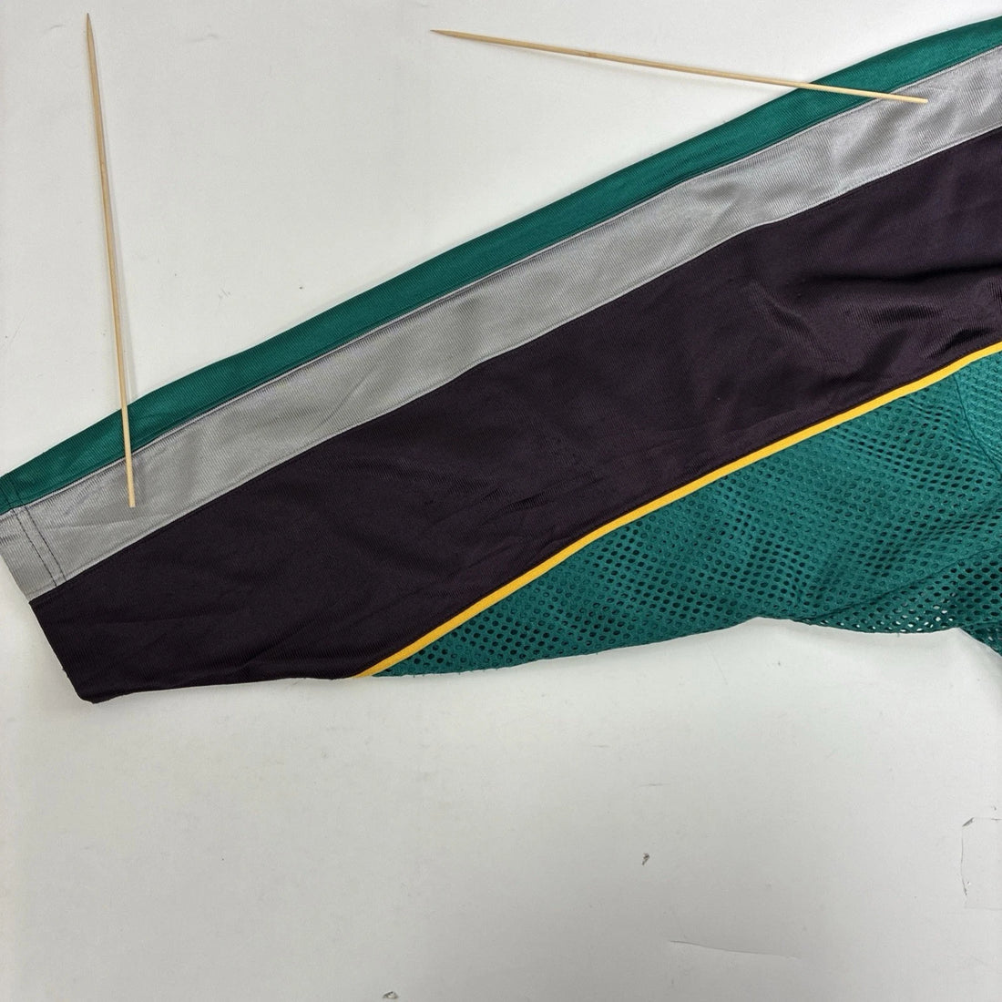 Vintage Anaheim Mighty Ducks Starter Jersey Size Medium NHL