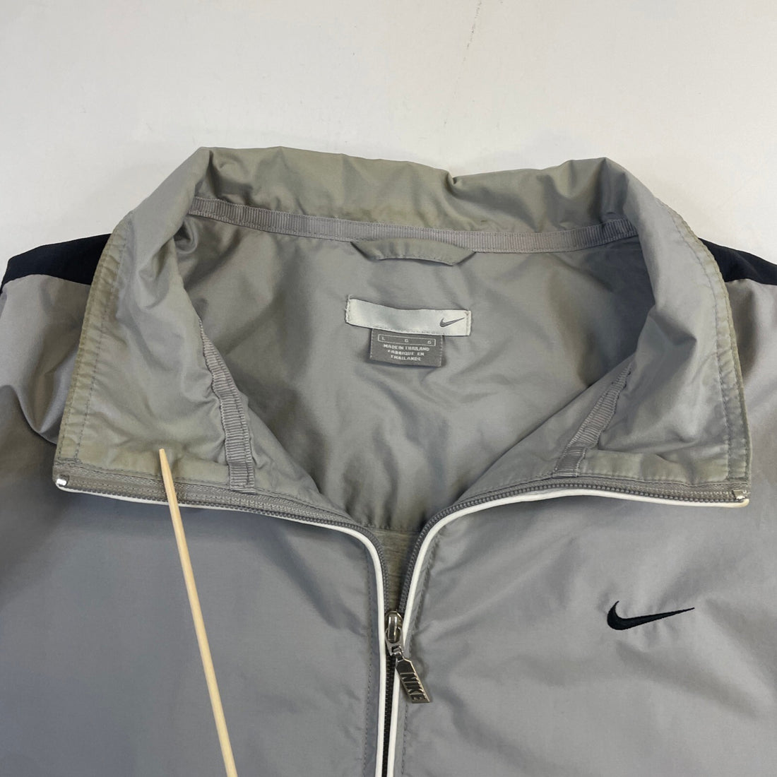 Vintage Nike Windbreaker Light Jacket Size Large Gray