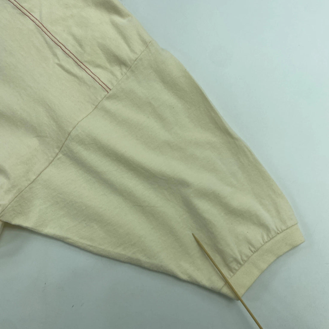 Vintage Woolrich Sheep V-Neck Raglan T-Shirt Size XL 80s