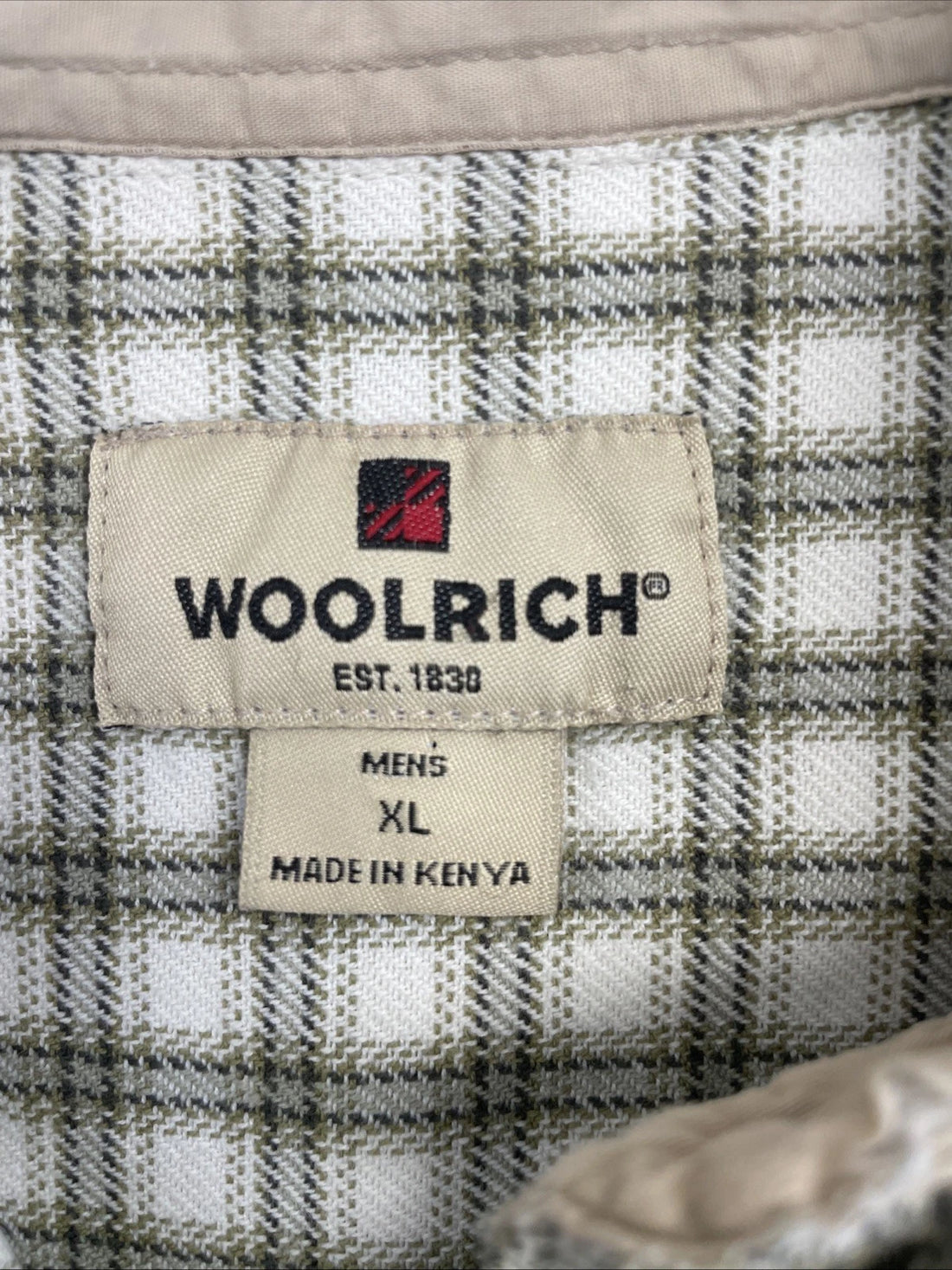 Woolrich Button Up Shirt Size XL Plaid