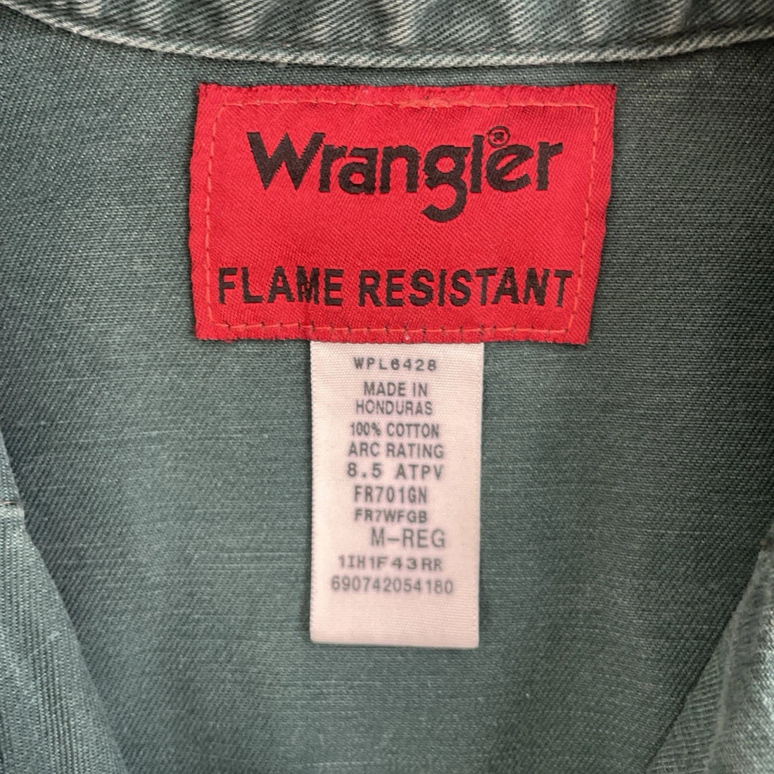 Wrangler Western Pearl Snap Shirt Size Medium Green Flame Resistant