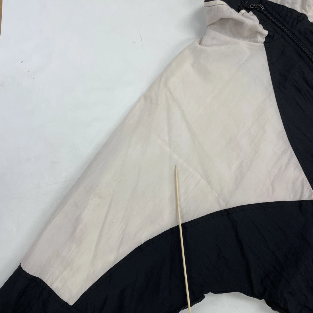 Vintage Adidas Windbreaker Light Jacket Size Medium