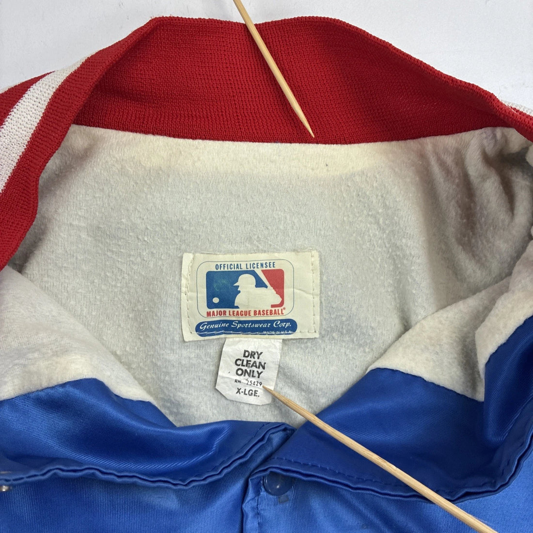 Vintage Cleveland Indians Satin Bomber Jacket Size XL MLB