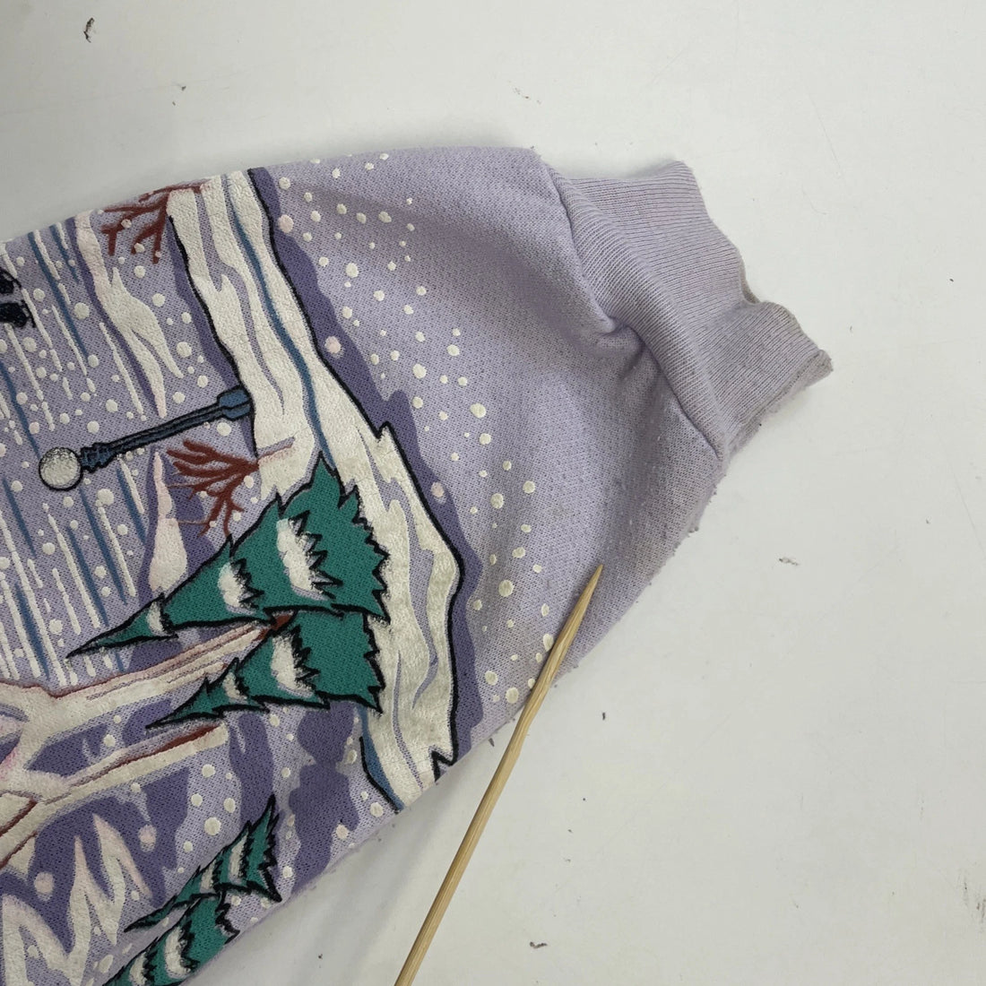 Vintage Winter Cabin Skate Crewneck Sweatshirt Medium Nature All Over Print