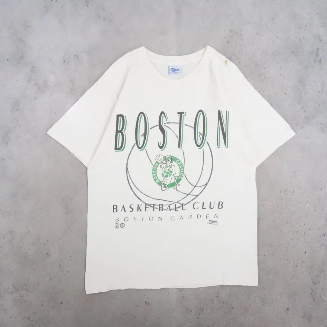 Boston Celtics Salem T-Shirt Size Medium NBA
