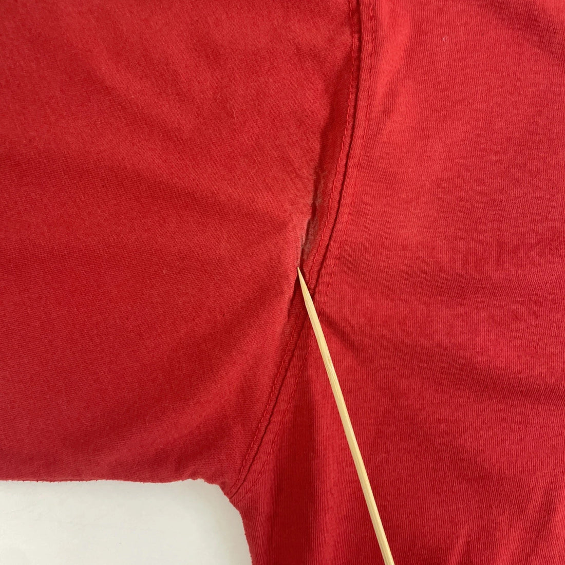 Vintage Clench Jeans T-Shirt Size XL Red Y2K