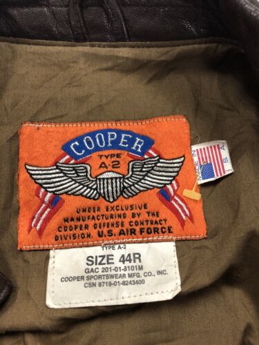 Vintage Cooper A-2 Leather Flight Bomber Jacket Size 44R Goatskin USAF Ideal Zip