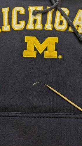 Michigan Wolverines Sweatshirt Hoodie Size Medium NCAA