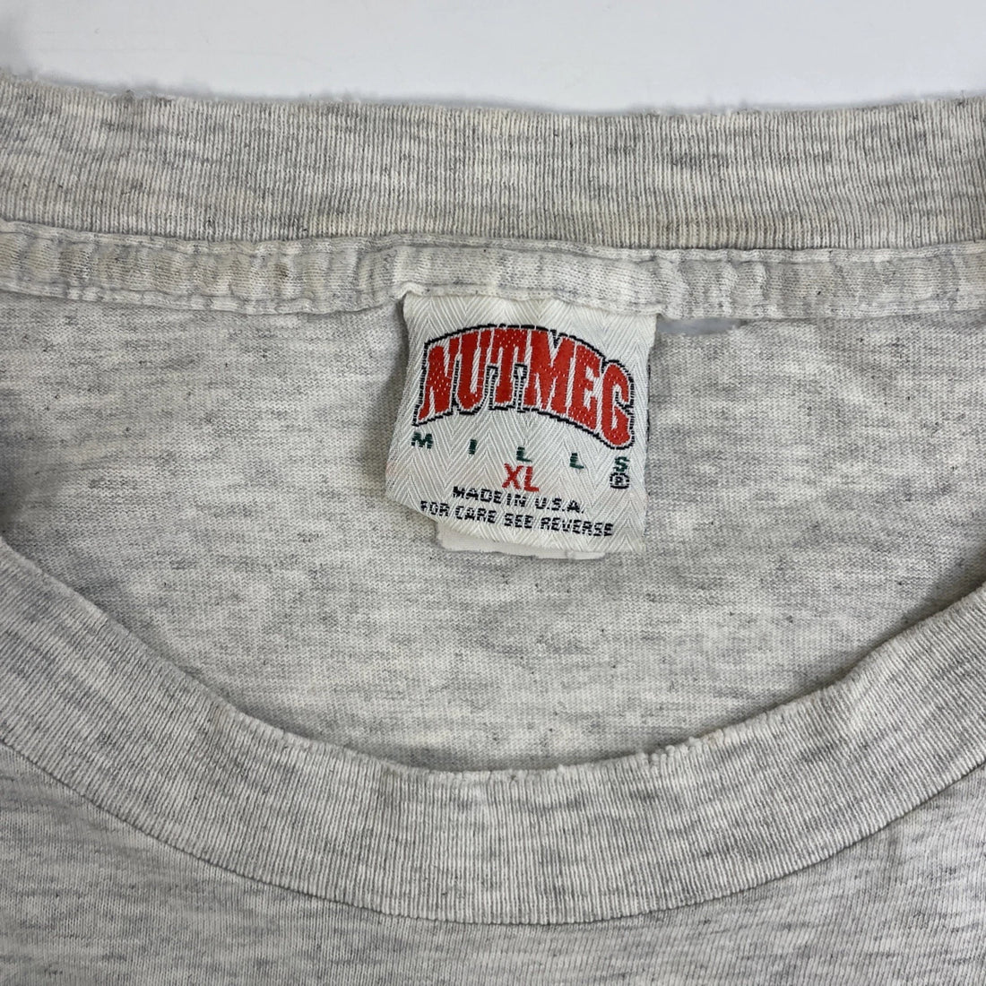 Vintage New England Patriots Nutmeg T-Shirt Size XL 90s NFL