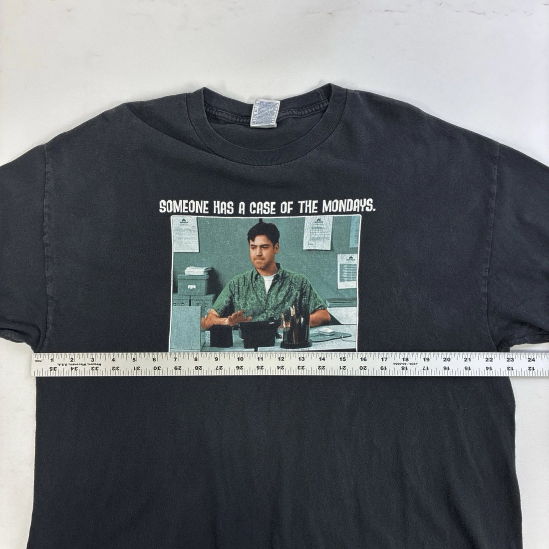 Vintage Office Space Mondays Movie T-Shirt Size XL 2005