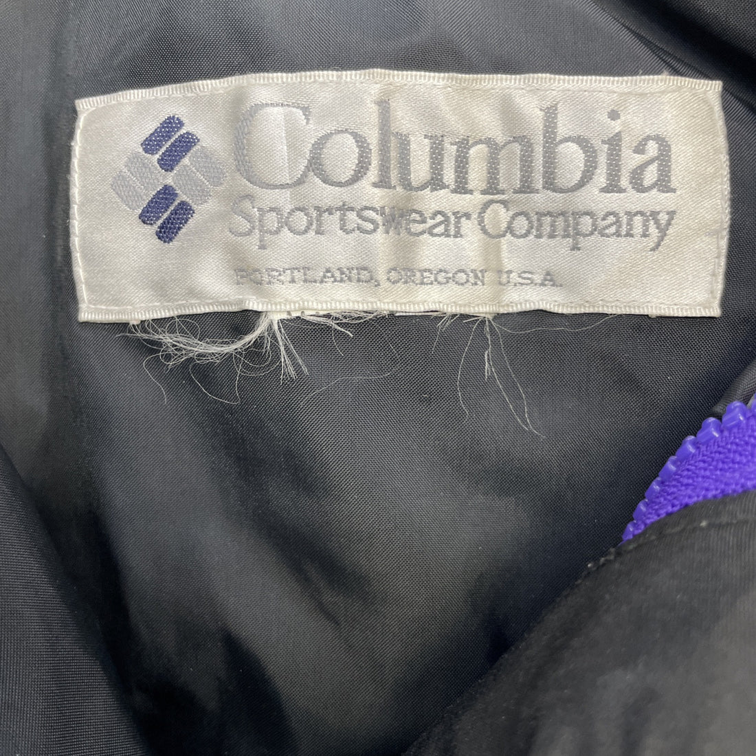 Vintage Columbia Bugaboo Windbreaker Light Jacket Size Medium Purple