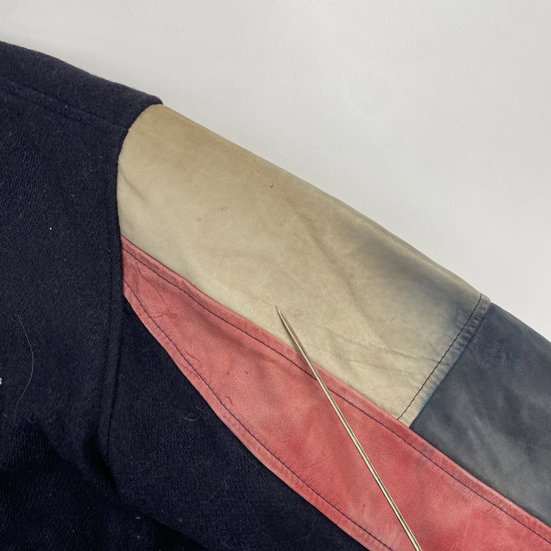 Vintage XIII Pan Am Games Winnipeg 1999 Wool Varsity Jacket Size Small 90s