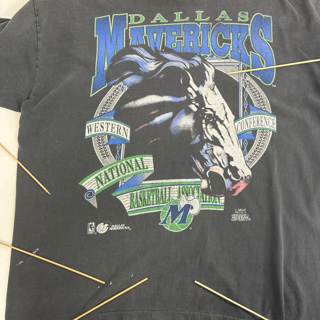 Dallas Mavericks T-Shirt Size XL NBA