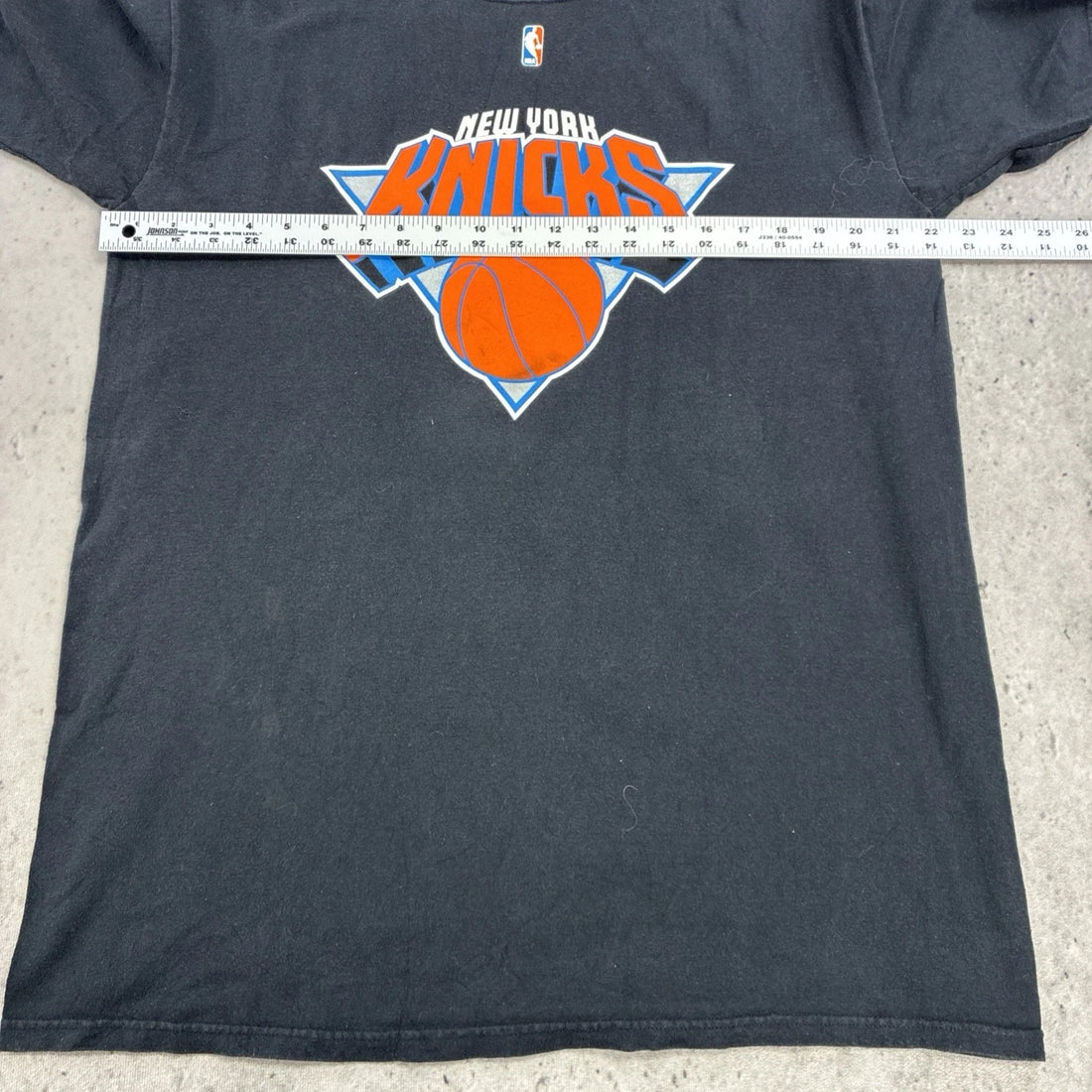 New York Knicks T-Shirt Size XL NBA