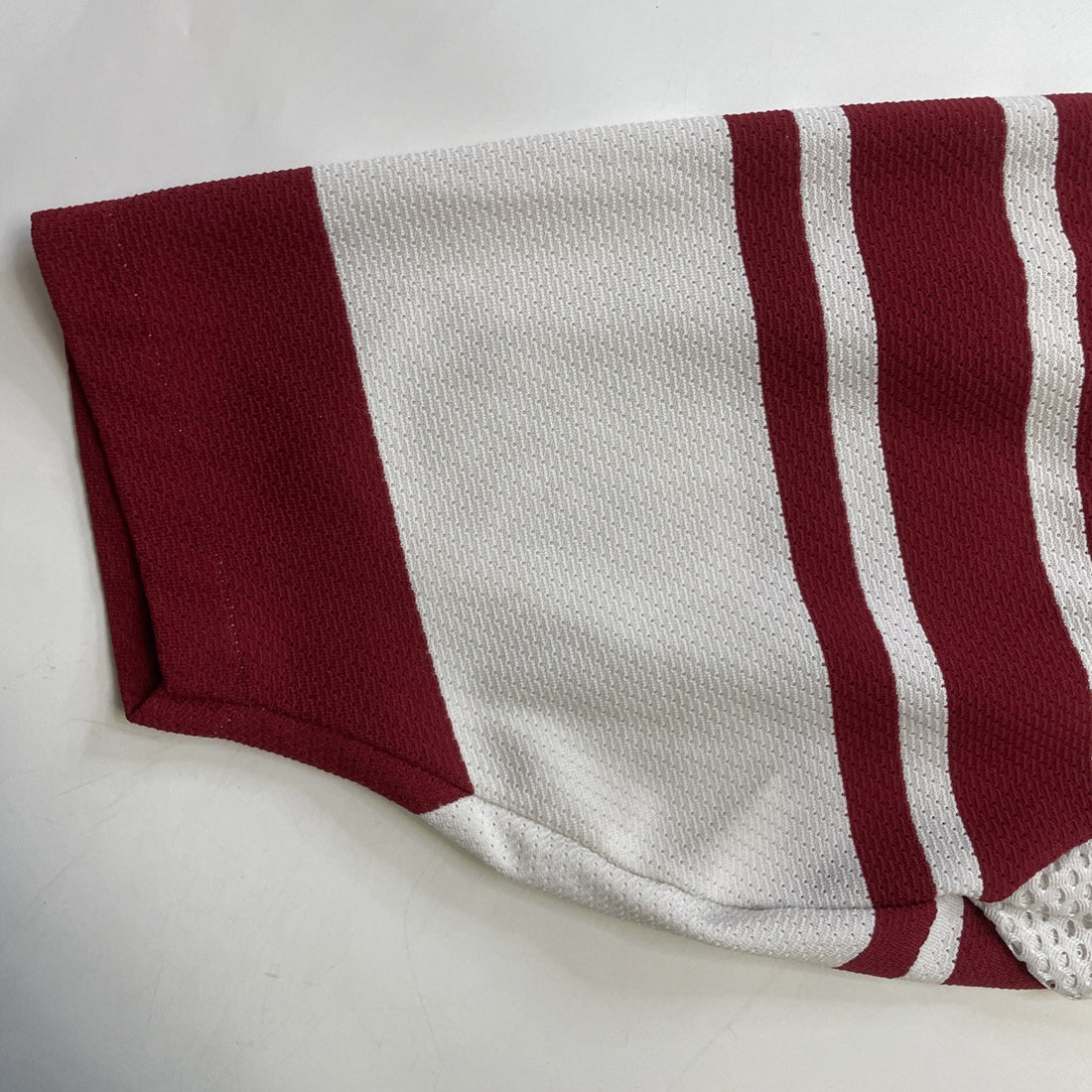 Vintage Arizona Coyotes CCM Jersey Size XL NHL