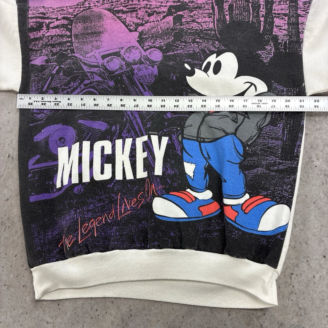 Vintage Mickey Mouse The Legend Lives On Disney Crewneck Sweatshirt Size Medium