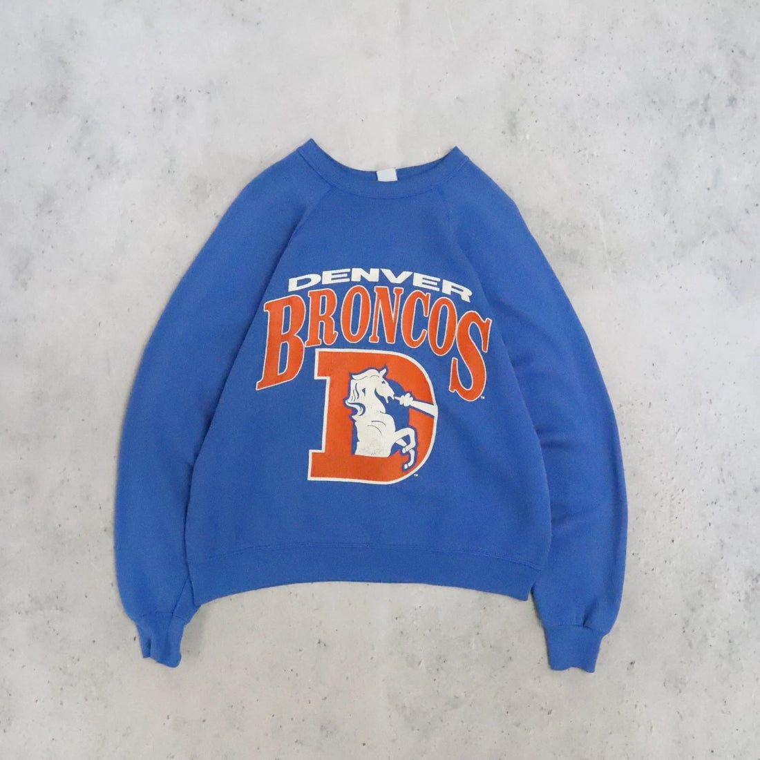 Vintage Denver Broncos Sweatshirt Crewneck Size Medium NFL