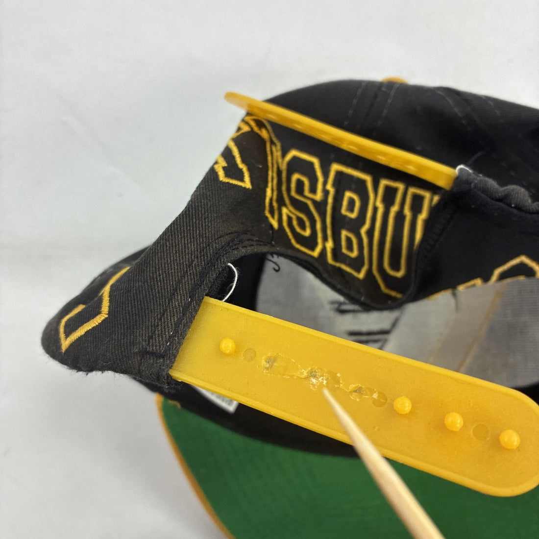 Vintage Pittsburgh Penguins Blockhead Logo Athletic Snapback Hat OSFA NHL