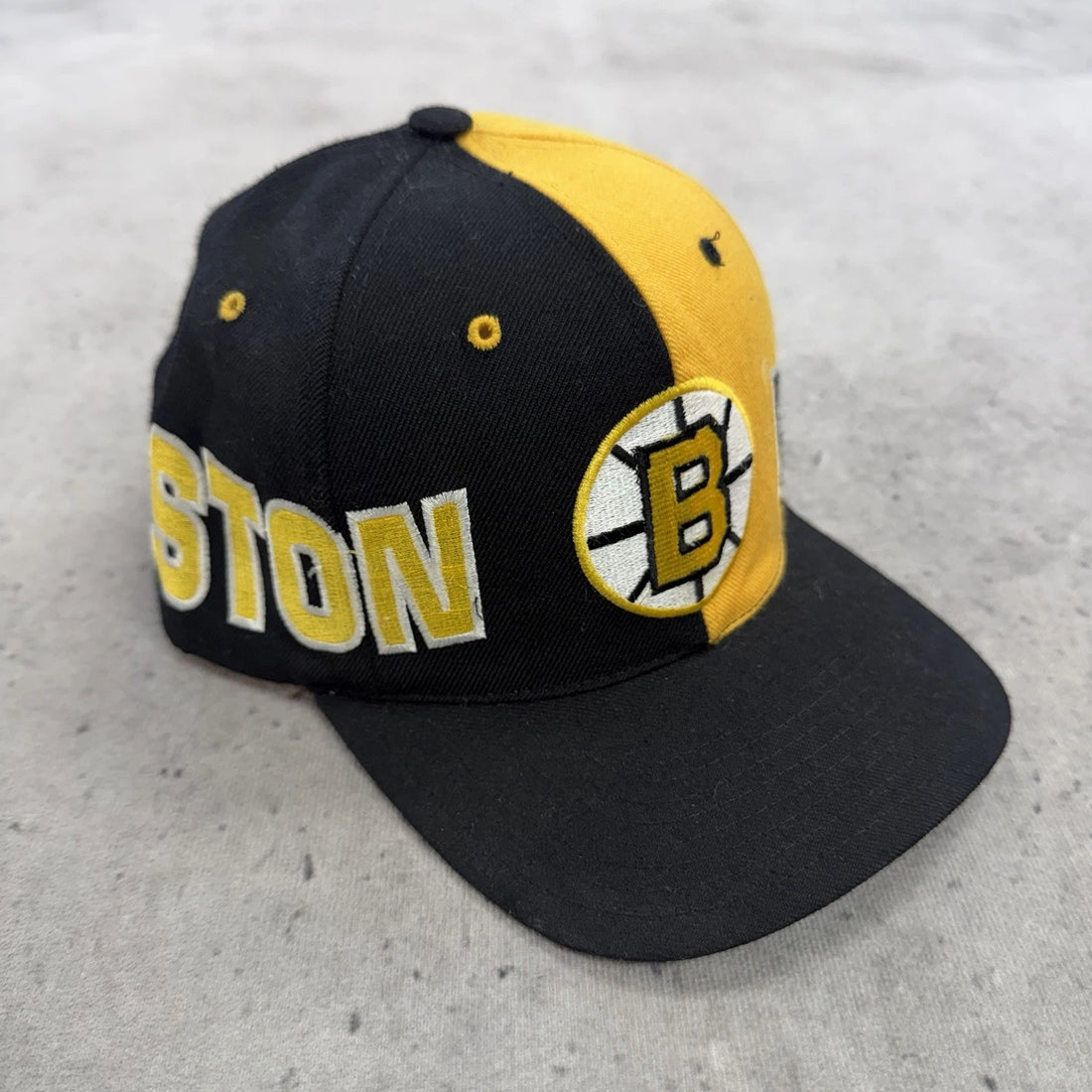 Boston Bruins Split Two Tone Wool Snapback Hat Cap OSFA NHL