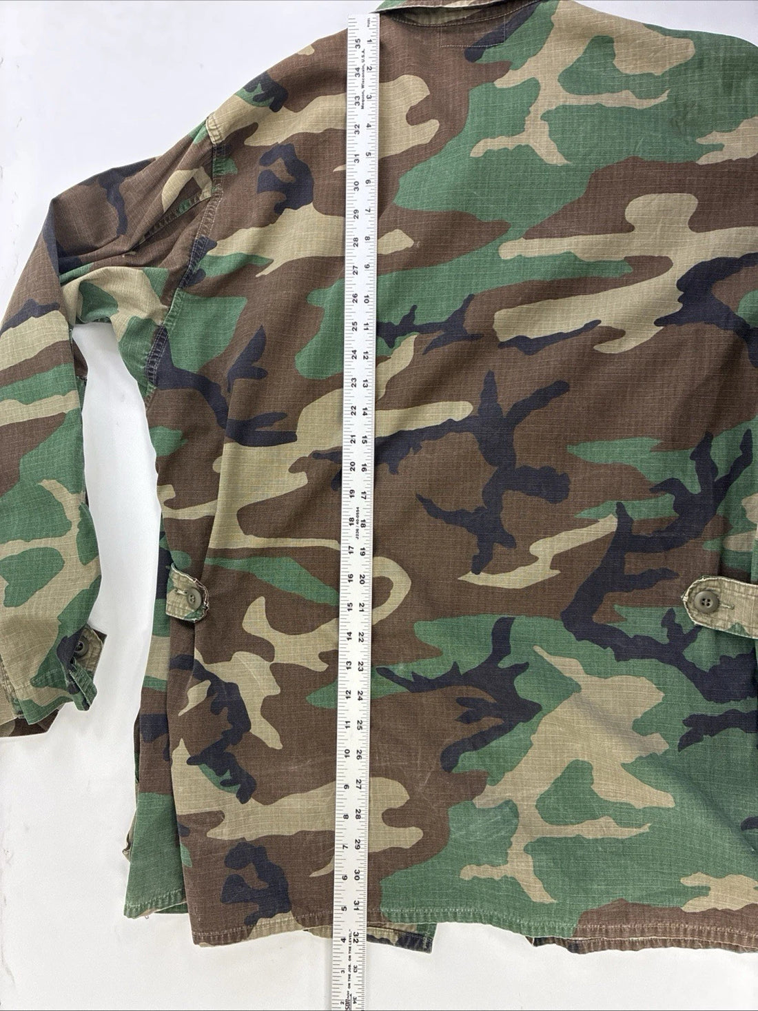 Vintage U.S. Army Hot Weather Woodland Camo Combat Jacket Size Large Long