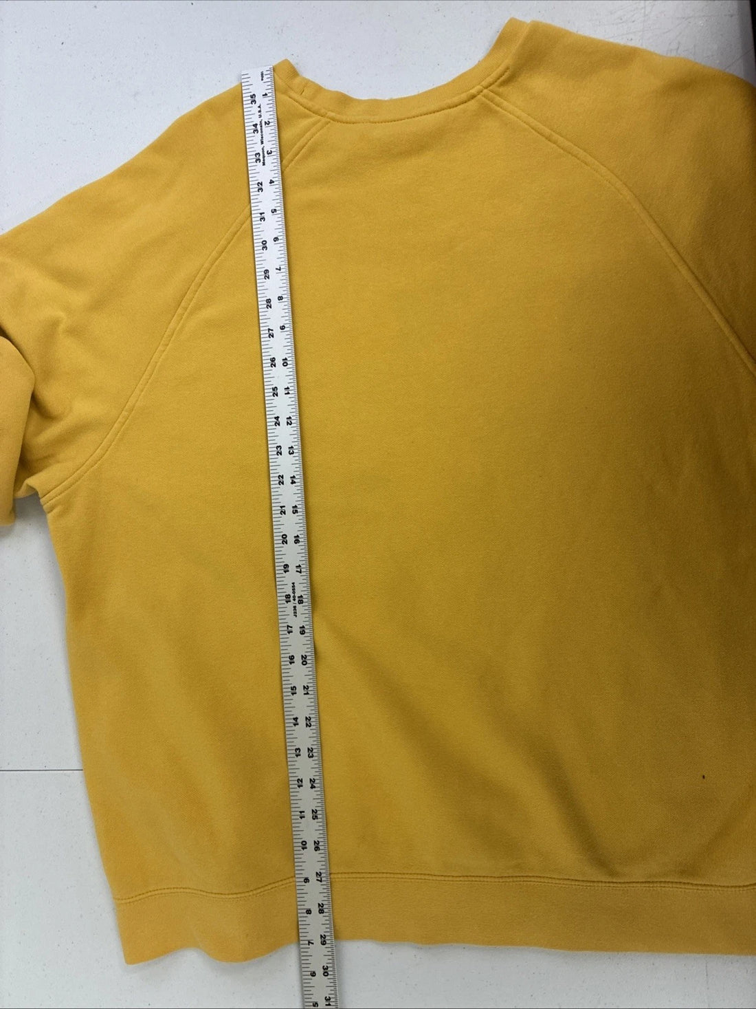 Vintage Nike Crewneck Sweatshirt Size XL Yellow Embroidered Swoosh