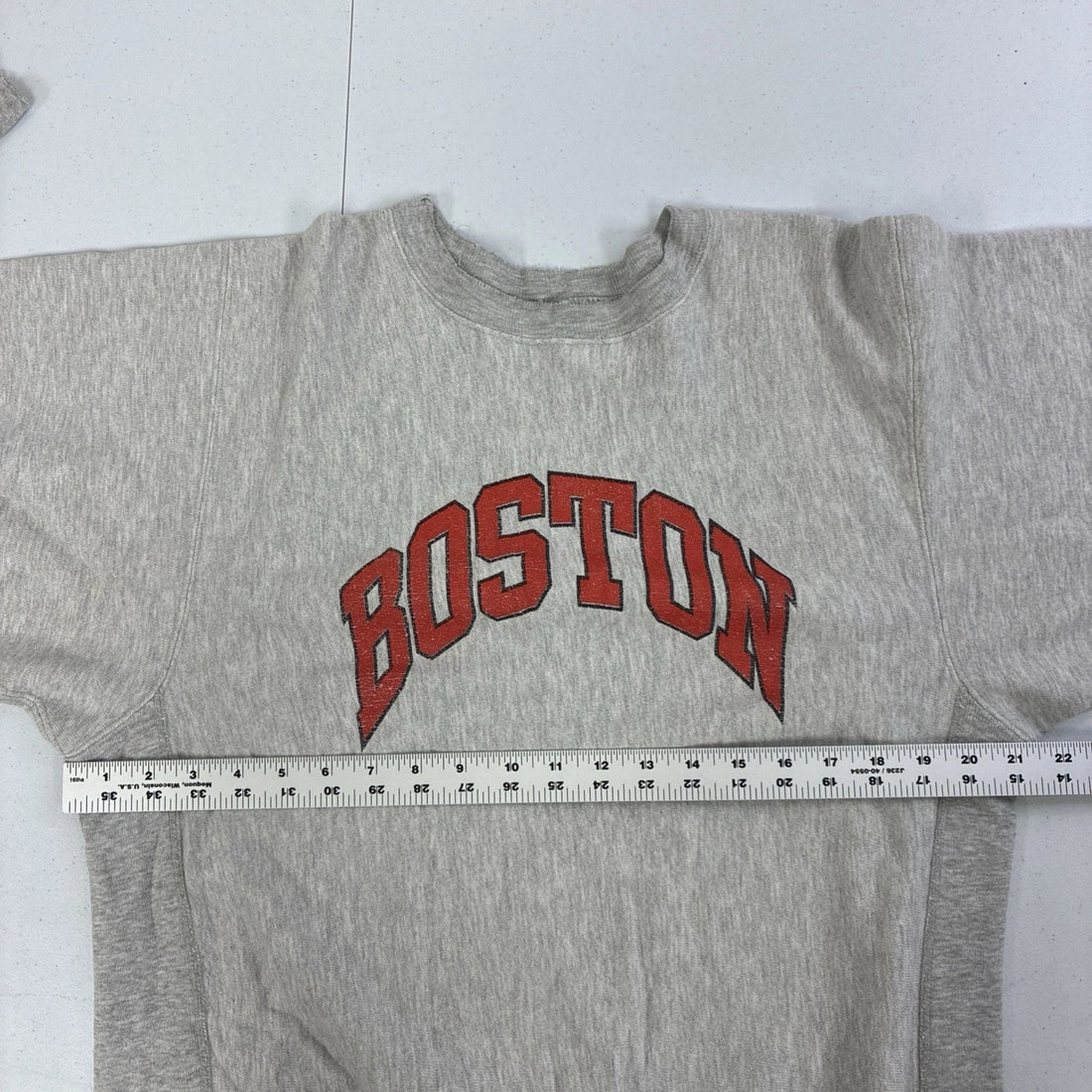 Vintage Boston Champion Reverse Weave Crewneck Sweatshirt Size Large 90s