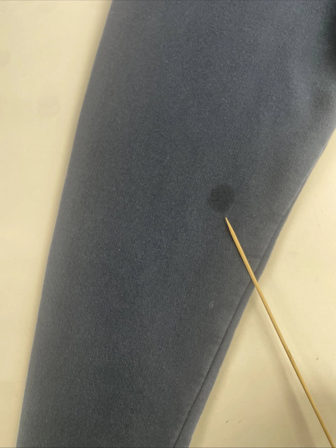 Notre Dame Fighting Irish Sweatshirt Hoodie Size Medium NCAA