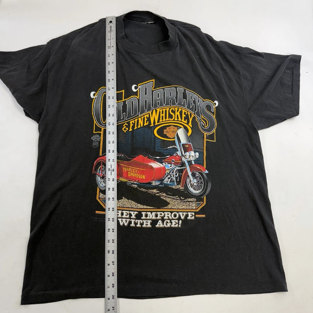Vintage Old Harley Davidson And Fine Whiskey T-Shirt Size XL 1988 80s