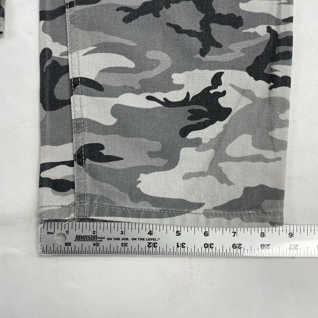 Akademiks Camo Pants Size 34 X 32 Y2K