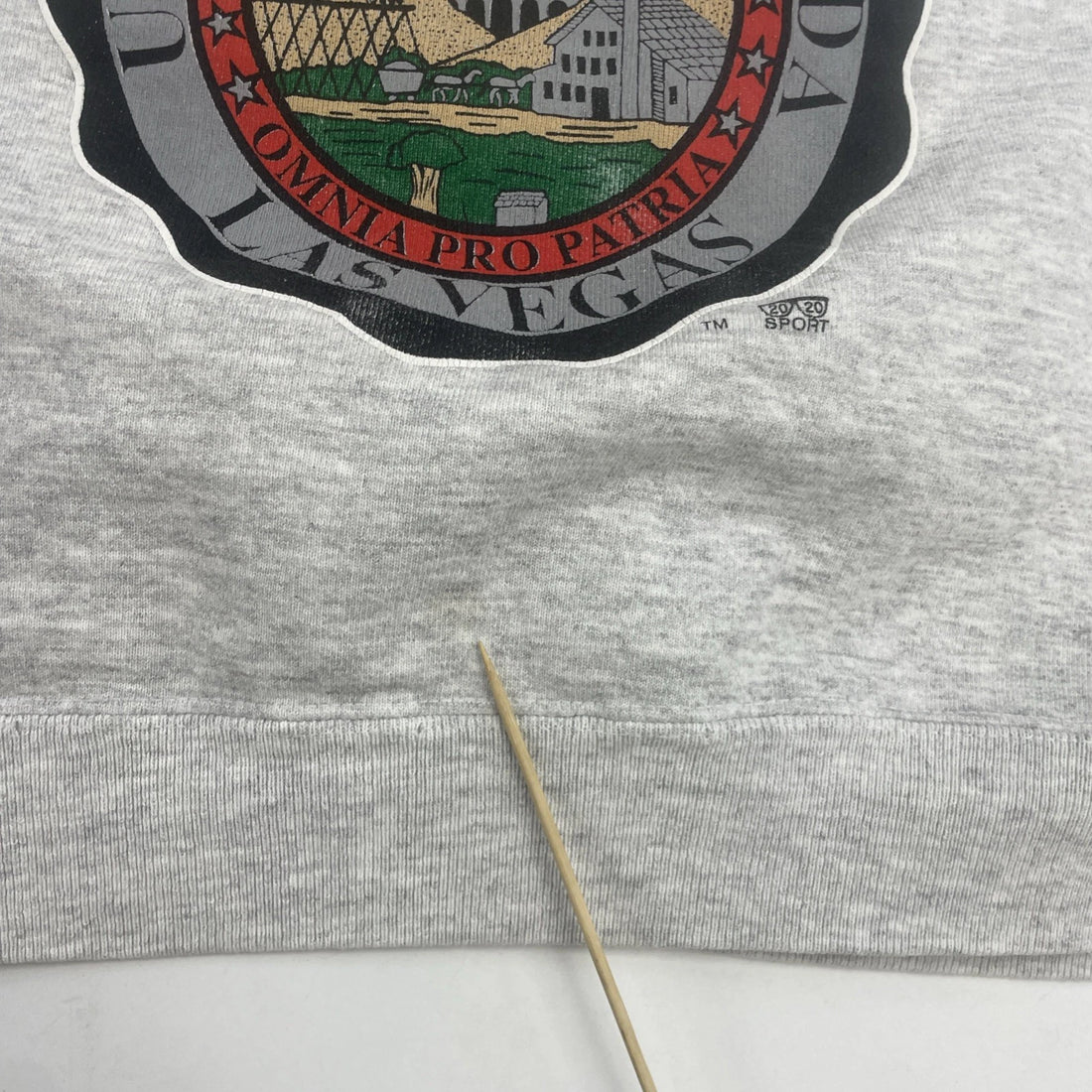 Vintage UNLV Crest Crewneck Sweatshirt Size XL
