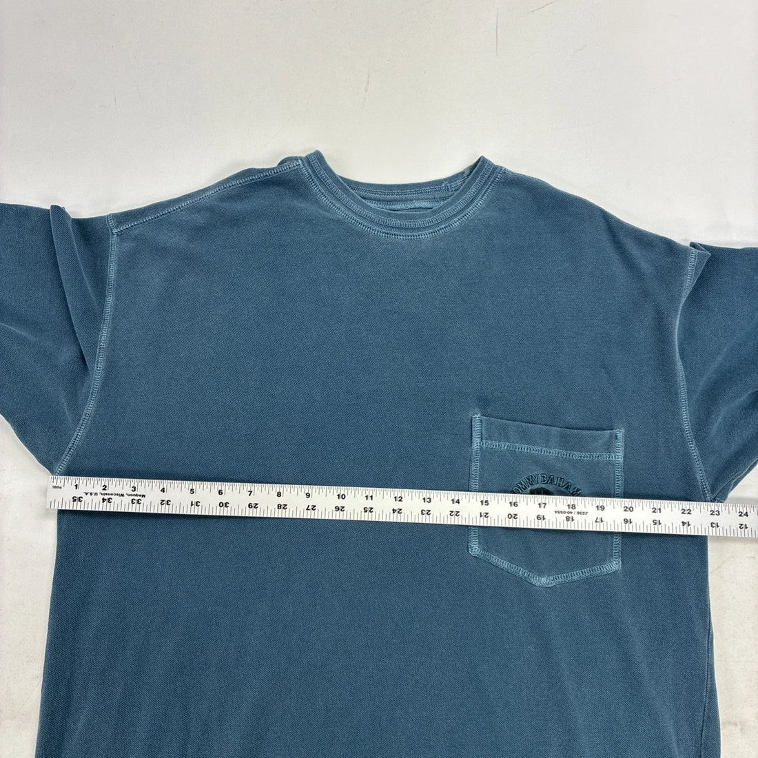 Vintage Tommy Bahama Pocket T-Shirt Size Medium