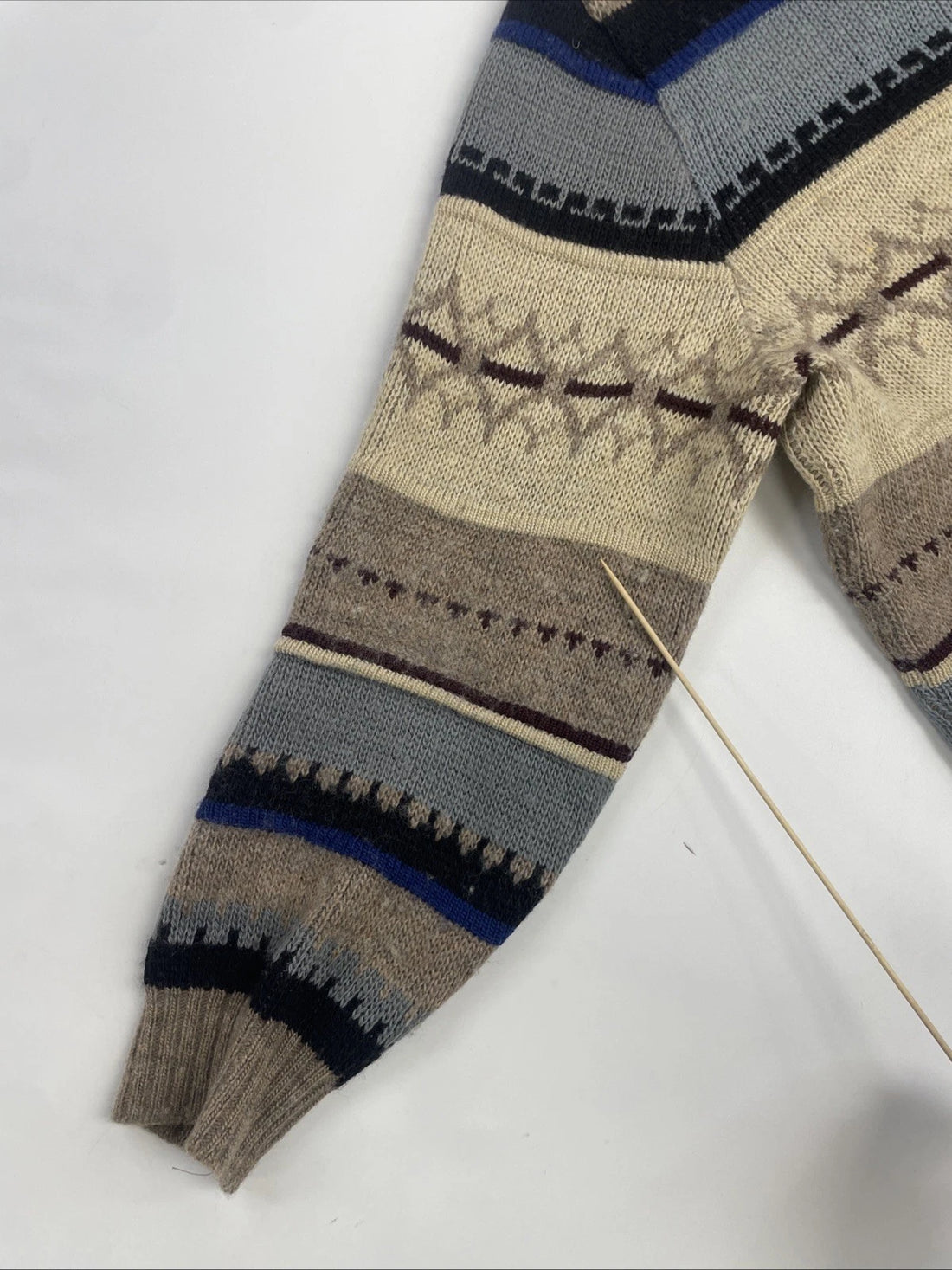 Vintage Tundra Canada Wool Knit Sweater Size Large