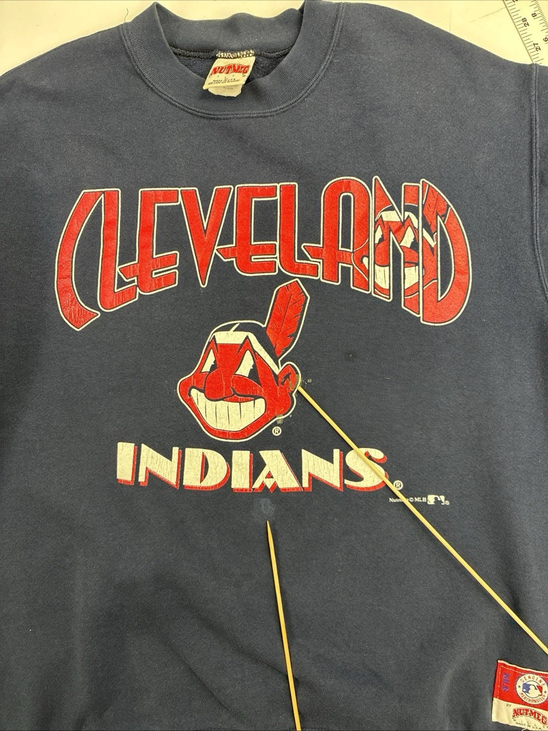 Vintage Cleveland Indians Nutmeg Crewneck Sweatshirt Size Medium 90s MLB