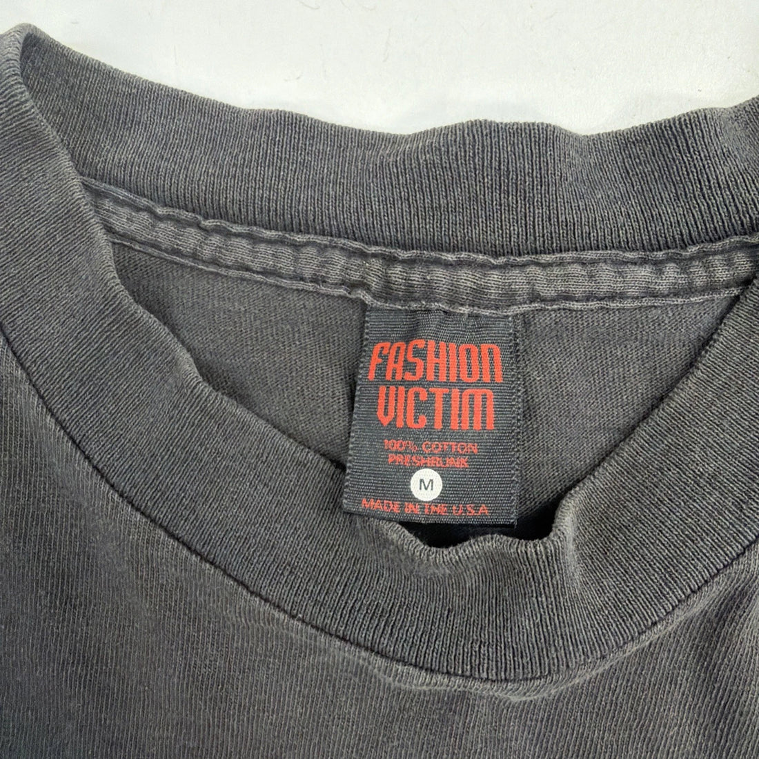 Vintage Love Sucks Vampire Fashion Victim T-Shirt Size Medium 90s